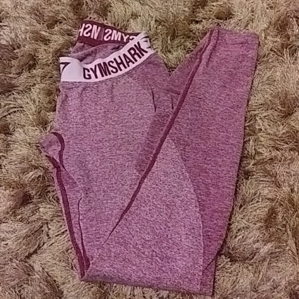 LIKE NEW GYMSHARK LEGGINS FULL LENGTH